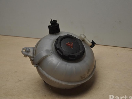 Volkswagen 5Q0121407G ; 5Q0121407 / 5Q0121407G, 5Q0121407 PASSAT Variant (3G5) 2017 Coolant Expansion Tank