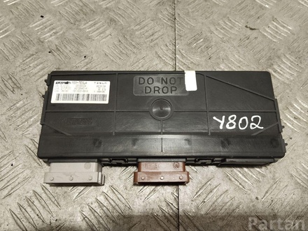 Tesla 101183800 MODEL S 2013 Control unit for seat