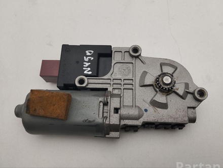 Mercedes-Benz A2188200142 CLS (C218) 2014 Sliding roof motor