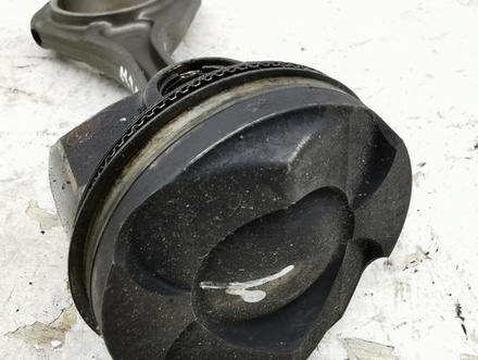 Land Rover RANGE ROVER VELAR (L560) 2021 Piston