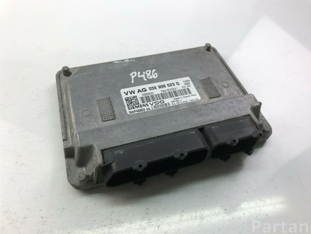 Škoda 03E906023Q FABIA II (542) 2007 Control unit for engine