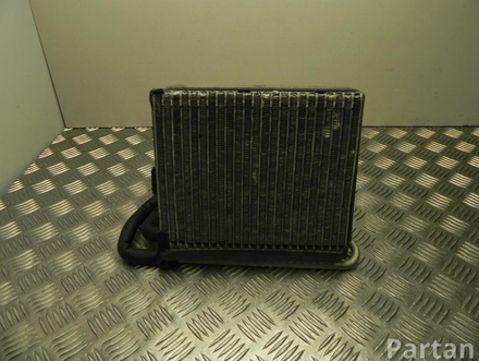 Ford AV6N-19849-AB / AV6N19849AB FOCUS III Turnier 2011 Heat Exchanger, interior heating