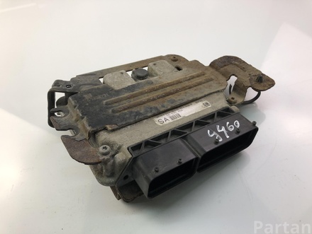 Saab 55575494 9-3 (YS3D) 2000 Unidad de control del motor