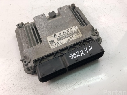 Škoda 03L906018EF; 0281016897 / 03L906018EF, 0281016897 SUPERB II (3T4) 2010 Control unit for engine