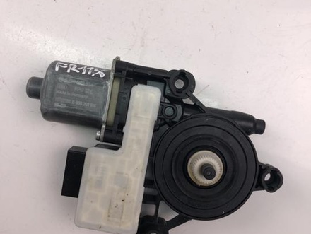 Škoda 0130822724 KAROQ (NU7) 2019 Window lifter motor