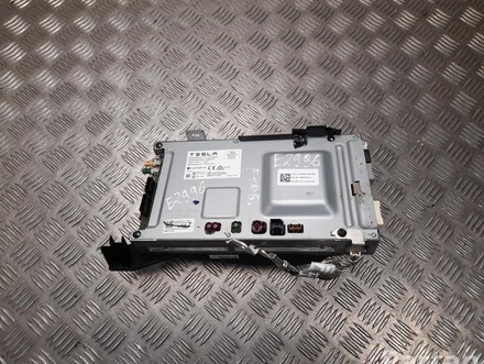 Tesla 1566786-01-E, 1566786-S1-E / 156678601E, 1566786S1E MODEL 3 2021 Control unit for engine