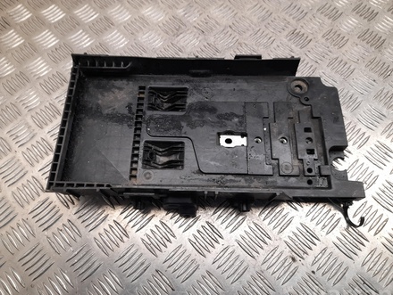 Ford KS7B-10723-AA / KS7B10723AA MONDEO V Turnier 2021 Battery tray