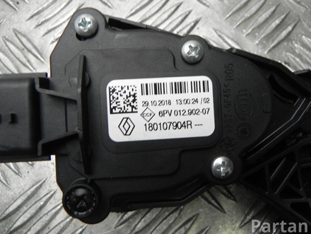 Dacia 180107904R DUSTER 2018 Accelerator Pedal