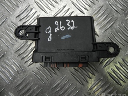 Tesla 1048476-00-C / 104847600C MODEL S 2015 Control unit for park assist